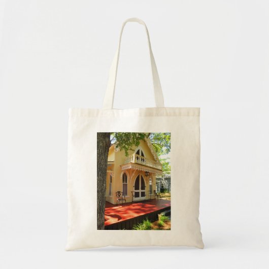 ビクトリアンコテージインSun - Martha's Vineヤード トートバッグ (正面)