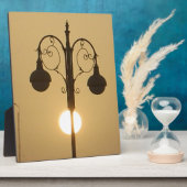 ビクトリアンチャーム：ヴィンテージストリートライトランプポスト フォトプラーク (側面)