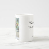 ビクトリアン牡丹 – マーサのブドウ畑 ボーンチャイナマグカップ (正面)