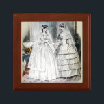 ビクトリアン結婚ドレス ギフトボックス<br><div class="desc">このドレスのビクトリアンイメージは1850年の雑誌記事に掲載され結婚、その日の最新のファッションを取り入れている。美しい!</div>