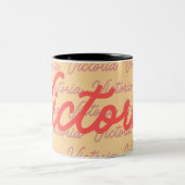 ビクトリア名繰り返しパターン ツートーンマグカップ (中央)