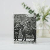 ビクトリア女王バルモラルで騎馬, 1863 ポストカード (スタンド正面)