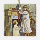 ビクトリア時代のクリスマス、子供のクリスマス靴下 セラミックオーナメント (正面)