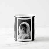ビクトリア朝のカメオポーズの女性 コーヒーマグカップ (中央)