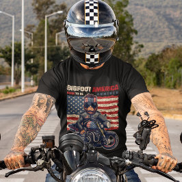 ビグフットアメリカ国旗7月4日お祝い Tシャツ