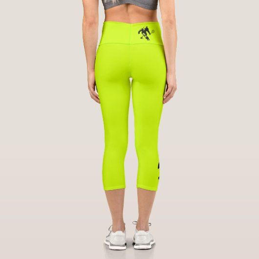 ビグフットテニスプレーヤー(光イエロー背景) カプリレギンス (裏面)