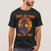 ビグフットハロウィーントリックまたはトリートオートリートマイ足 Tシャツ (正面)