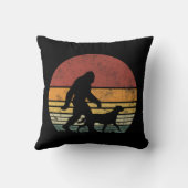 ビグフット歩くラブラドールレトリエバードッグヴィンテージ クッション (裏面)