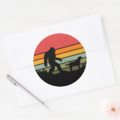 ビグフット歩くラブラドールレトリエバードッグヴィンテージ ラウンドシール (封筒)