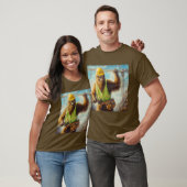 ビグフット・ザ・建築・ワーカー Tシャツ (ユニセックス)