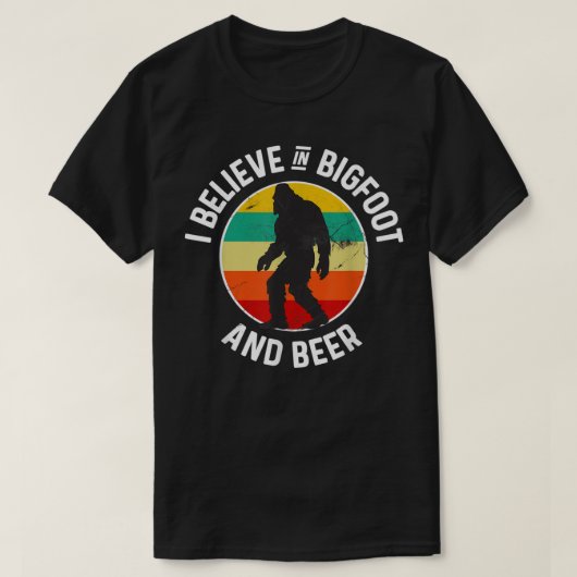 ビグ信じフットでビールサスカッチTシャツ Tシャツ (デザイン正面)