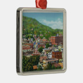ビジネスセクションの湖の通りの丘の眺め メタルオーナメント (右)
