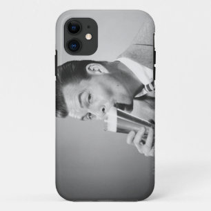 ビジネスマンの飲むビール iPhone 11 ケース