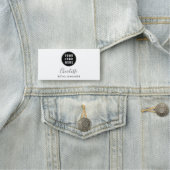 ビジネスモダンロゴスクリプト企業の従業員 名札 (インサイチュ)