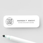 ビジネスロゴのミニマリスト会議の出席者 名札 (インサイチュ)