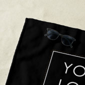 ビジネスロゴの追加レトロ70年代レインボーブラック ビーチタオル (インサイチュ)