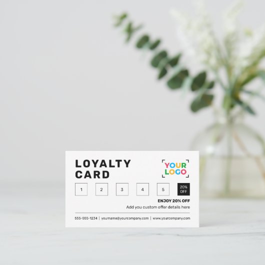 ビジネスロゴミニマル企業プロモーションホワイト ロイヤリティカード (スタンド正面)