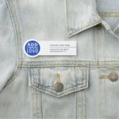 ビジネスロゴ会社の従業員スタッフ 名札 (インサイチュ)