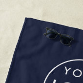 ビジネスロゴ |ネイビーブルーミニマリストのプロモーション ビーチタオル (インサイチュ)