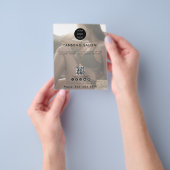 ビジネスロゴQRコード美しいスプレー日焼け写真 チラシ (手)