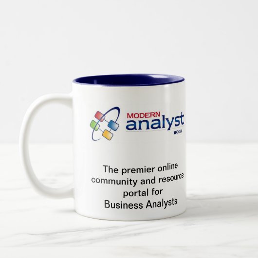 ビジネス分析者の役割: あい昧性のマグを除去して下さい ツートーンマグカップ (左)