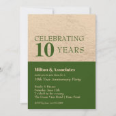 ビジネス記念日お祝いグリーンと金ゴールド 招待状 (正面)