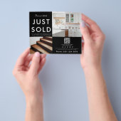 ビジネス2プロモーションフォトQRコードのビジネスロゴ チラシ (手)