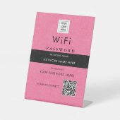 ビジモダンカスタムネスログを使用したWi-Fi QRコードサイン 台座サイン (正面)