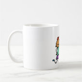 ビッグよくはしゃぐイエローバナナを持つ子供 コーヒーマグカップ (左)