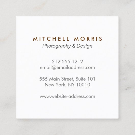 ビッグイニシャルモダンモノグラムオンブラウンウッドスクエア スクエア名刺 (裏面)