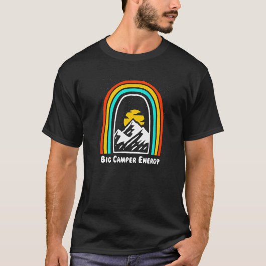ビッグキャンパーエネルギーキャンピングハイキングキャンプハイカーロードT Tシャツ (正面)