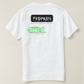 ビッグゲイ。大きな悲しい。まだここにいる。ティー | CTFOD x FKDPRS Tシャツ (デザイン裏面)