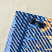 ビッグサンセットストライプハワイアンサーファーズブルー ビーチタオル (インサイチュ)