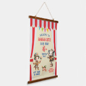 ビッグトップサーカステーマ誕生日 吊り下げ型タペストリー (傾斜あり)