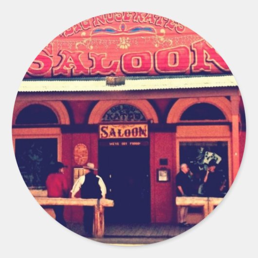 ビッグノーズケイトのサロオントンムストーンアリゾナ ラウンドシール (正面)