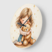 ビッグハグ – 可愛い女の子ハギングテディベア ラージ壁時計 (傾斜)