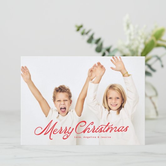 ビッグフォトレッドレタリングオーバーレイメリークリスマス シーズンカード (スタンド正面)