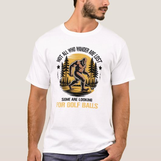 ビッグフットがゴルフボール探し Tシャツ (正面)