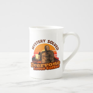 ビッグフットが大好きなコーヒー好きのための面白いデザイン ボーンチャイナマグカップ