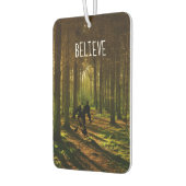 ビッグフットとテニスラケットの森 カーエアーフレッシュナー (左)