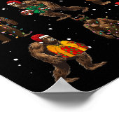 ビッグフットのクリスマスツリーのライトクリスマスデコレーションボーイ ポスター (角)