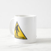 ビッグフットの交差のマグ コーヒーマグカップ (正面左)