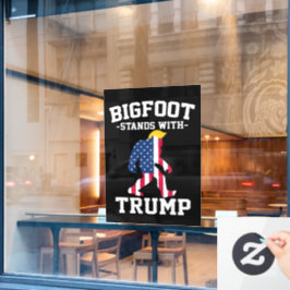 ビッグフットはトランプ2024選挙で立つ ウィンドウサイン