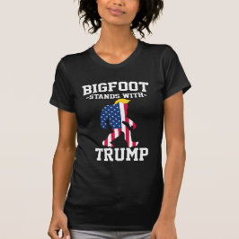 ビッグフットはトランプ2024選挙で立つ Tシャツ