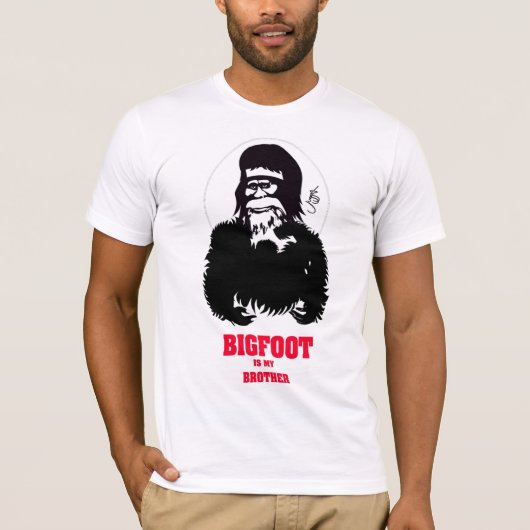 ビッグフットは私の兄弟です Tシャツ (正面)