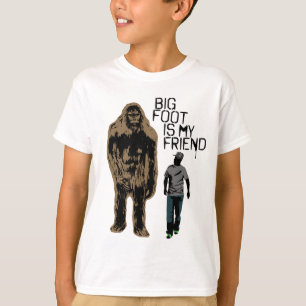 ビッグフットは私の友人です Tシャツ