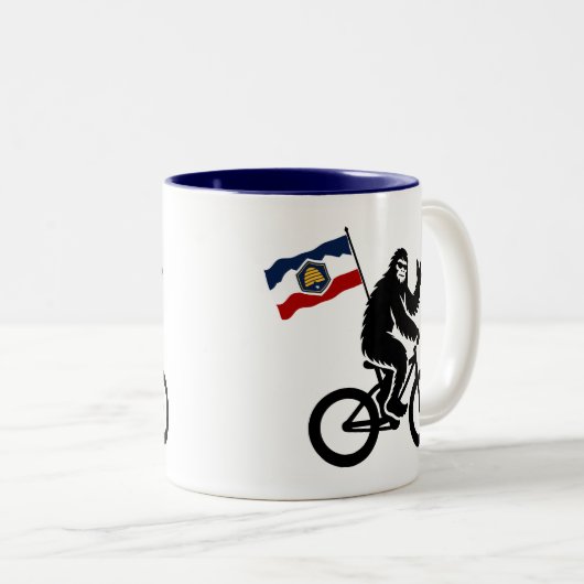 ビッグフットサイクリングユタ州旗 ツートーンマグカップ (正面右)