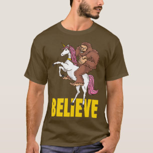 ビッグフットサスカッチ乗用一角獣の贈り物 Tシャツ