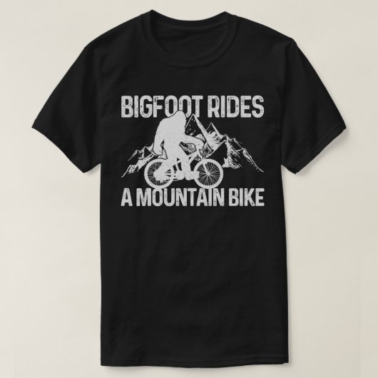 ビッグフット乗りマウンテンバイクおもしろいMTBサイクリングBik Tシャツ (デザイン正面)
