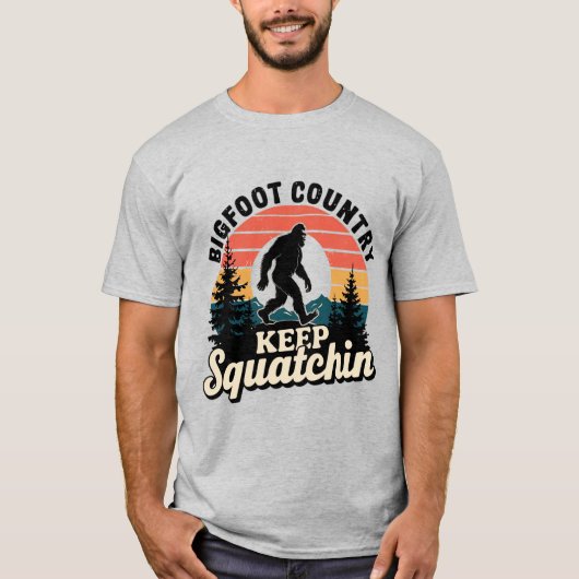 ビッグフット保クアチン Tシャツ (正面)